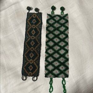 Bundle 2 Vintage Elegant Beaded Bracelet Set - Green and Gold